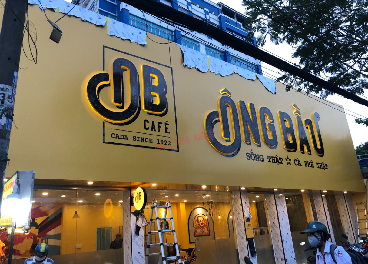 Thi Công Bảng Hiệu Hoà Thành